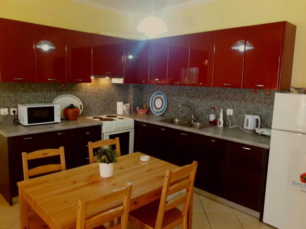 Moiras Apartments Lefkáda Eksteriør billede